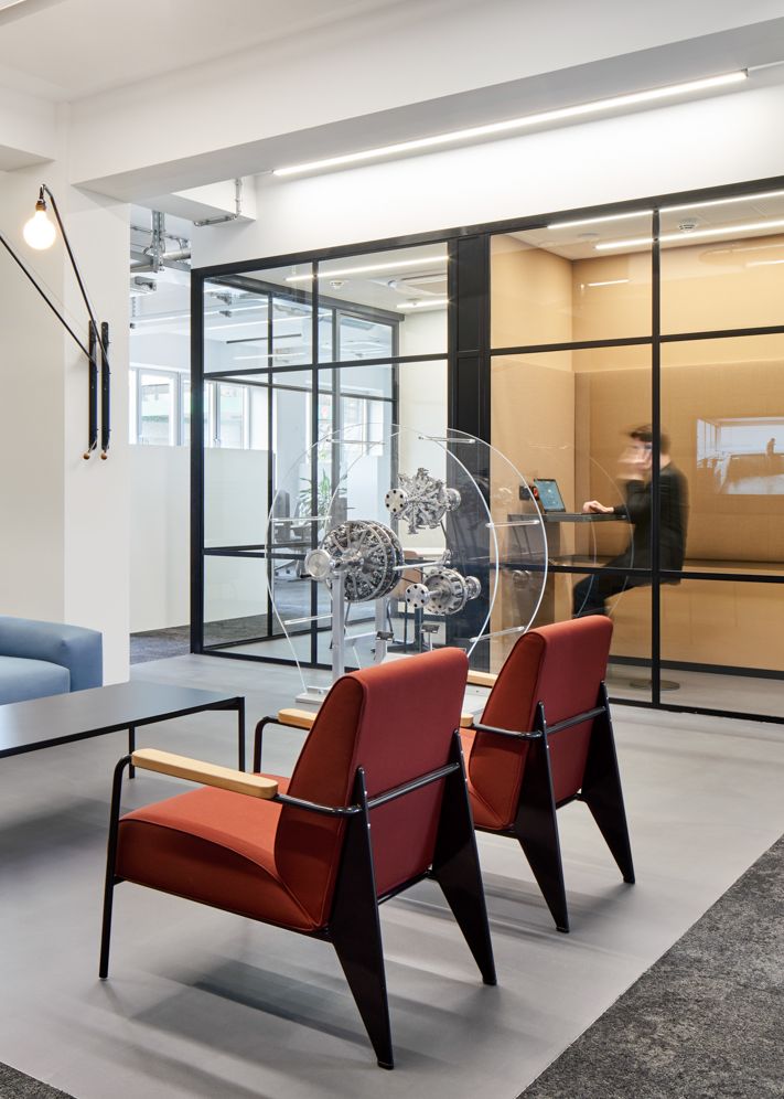 Office Planung für die Teekanne Hauptverwaltung Düsseldorf: Brand Architecture von bkp