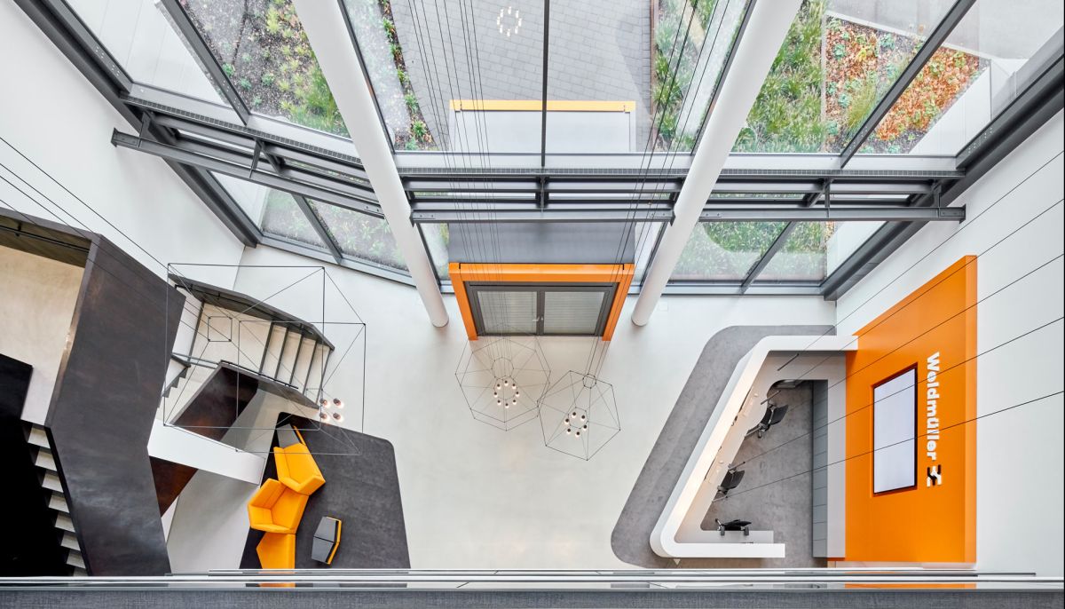 Brand Architecture für Weidmüller: Markenclaim "Let's Connect" steht im Vordergrund