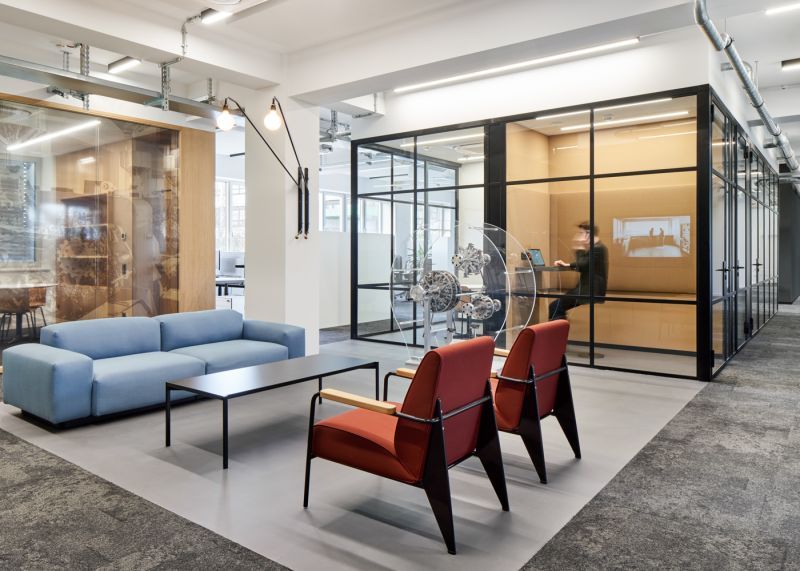Office Planung für die Teekanne Hauptverwaltung Düsseldorf: Brand Architecture von bkp